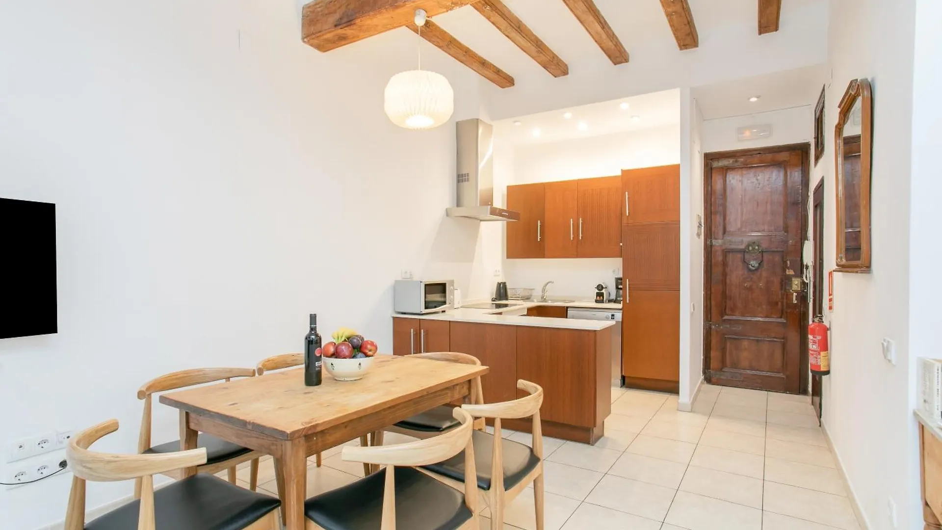 Canela Homes Barcelona Gotic Apartment