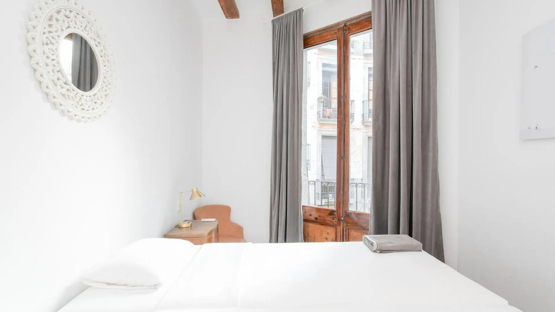 Canela Homes Barcelona Gotic Apartment
