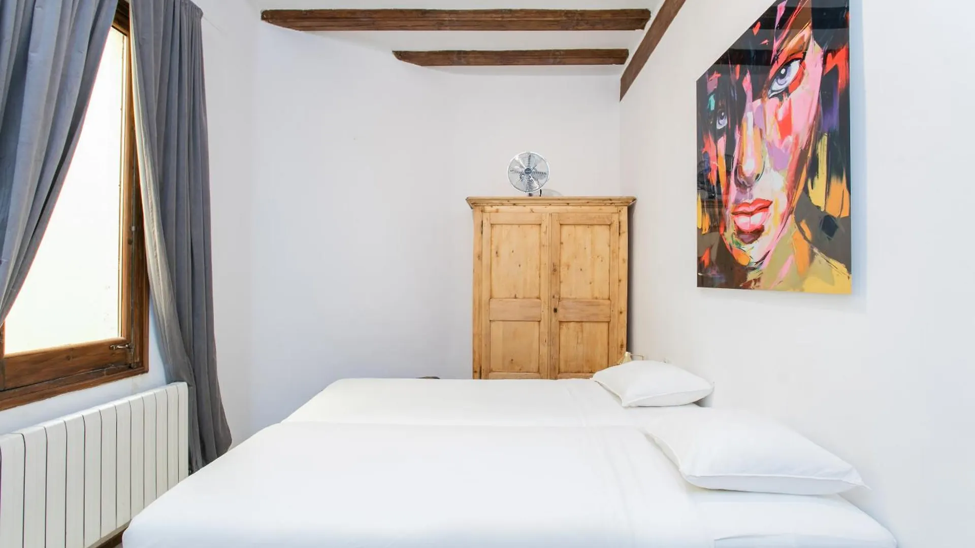 Canela Homes Barcelona Gotic Spain