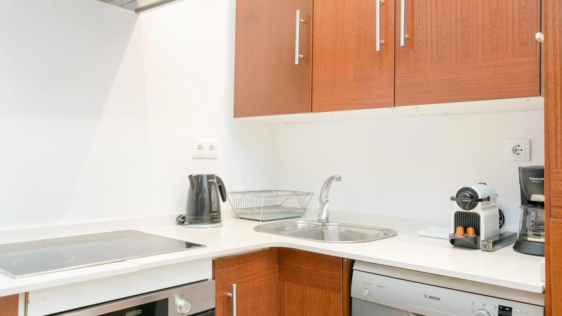 Canela Homes Barcelona Gotic Apartment